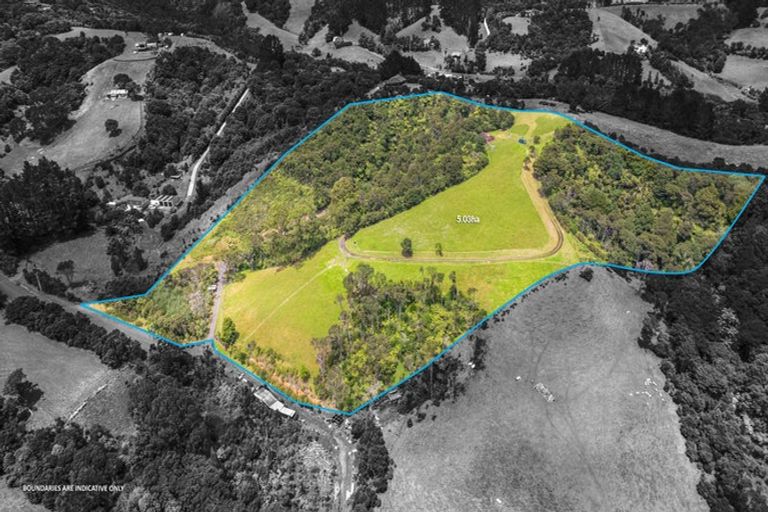 Photo of property in 34 Awhiorangi Promenade, Swanson, Auckland, 0816