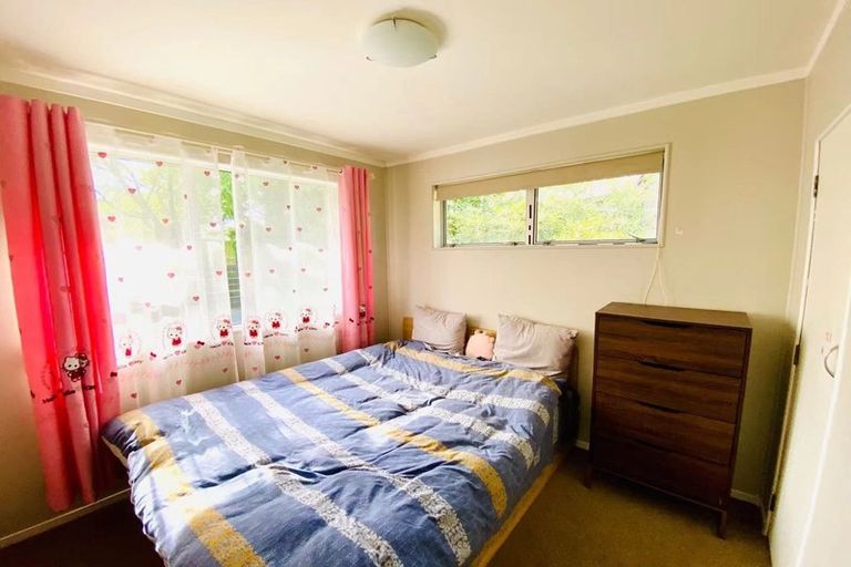 Photo of property in 114a Rosier Road, Glen Eden, Auckland, 0602