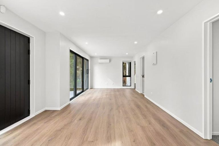 Photo of property in 13 Tower Hill, Stanmore Bay, Whangaparaoa, 0930