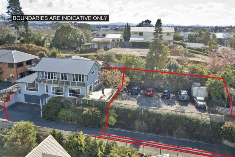 Photo of property in 109a Lake Crescent, Hamilton Lake, Hamilton, 3204