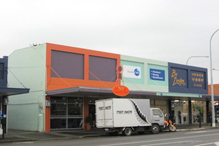 Photo of property in 2/42 Queen Street West, Levin, 5510