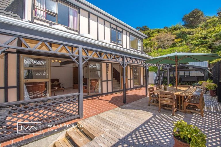 Photo of property in 10 Pioneer Grove, Silverstream, Upper Hutt, 5019