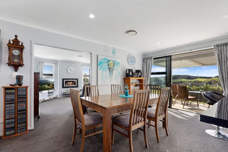 Photo of property in 32 Riddington Rise, Ohauiti, Tauranga, 3112