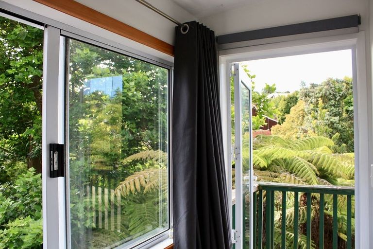 Photo of property in 65 Hebron Road, Waiake, Auckland, 0630