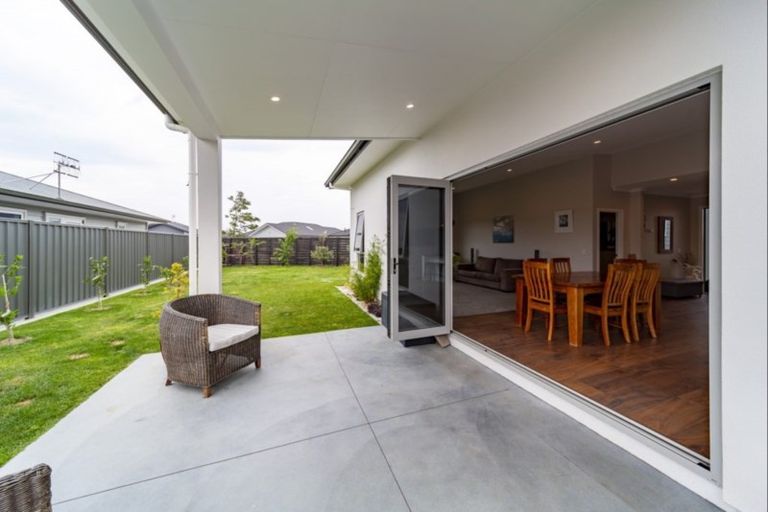 Photo of property in 6 Benmore Place, Poraiti, Napier, 4112