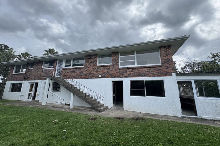 Photo of property in 216 Lake Road, Hauraki, Auckland, 0622