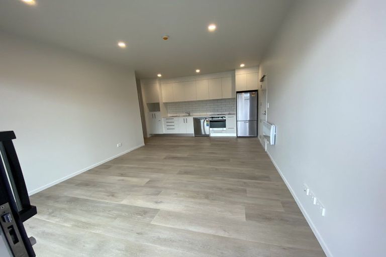 Photo of property in 201/36c Greenslade Crescent, Northcote, Auckland, 0627