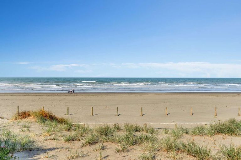 Photo of property in 32/180 Marine Parade, New Brighton, Christchurch, 8083