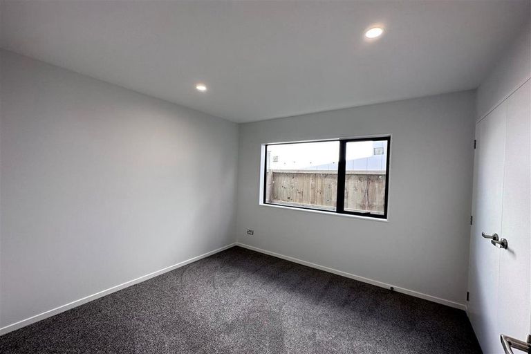 Photo of property in 28 John Gray Street, Papakura, 2110