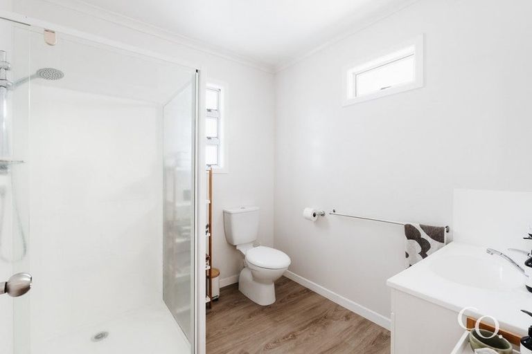 Photo of property in 22 Queen Road, Bellevue, Tauranga, 3110