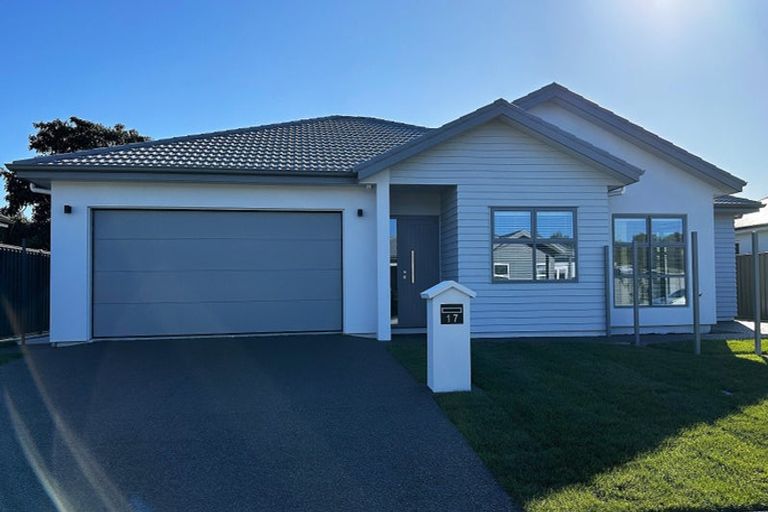 Photo of property in 17 George Yee Place, Taradale, Napier, 4112