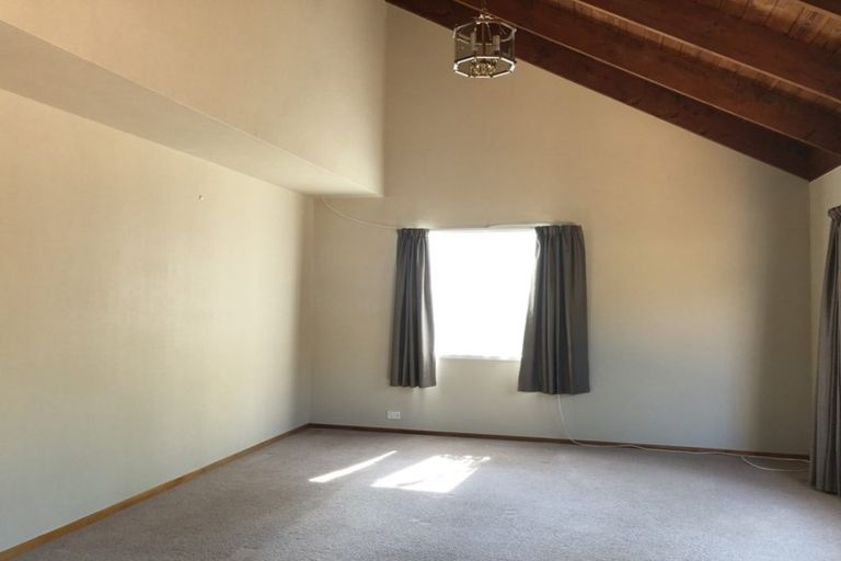 Photo of property in 92 Ranfurly Road, Alfriston, Auckland, 2105