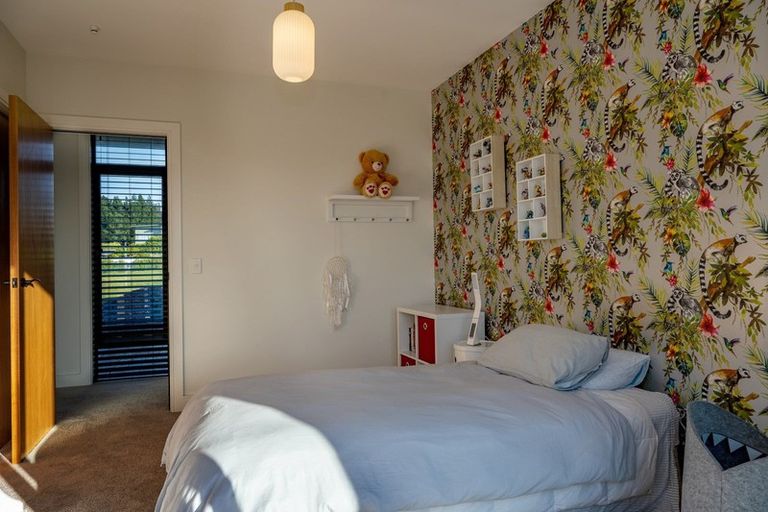 Photo of property in 22 Highgrove, Saint Clair, Dunedin, 9012