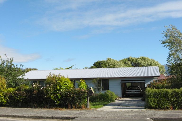 Photo of property in 154 Brougham Street, Westport, 7825