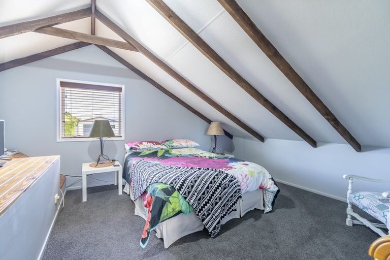 Photo of property in 3 Shrewsbury Street, Riverton/aparima, Riverton, 9822