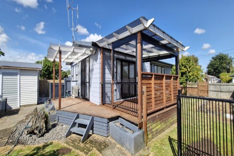 Photo of property in 69 Lewis Street, Glenview, Hamilton, 3206