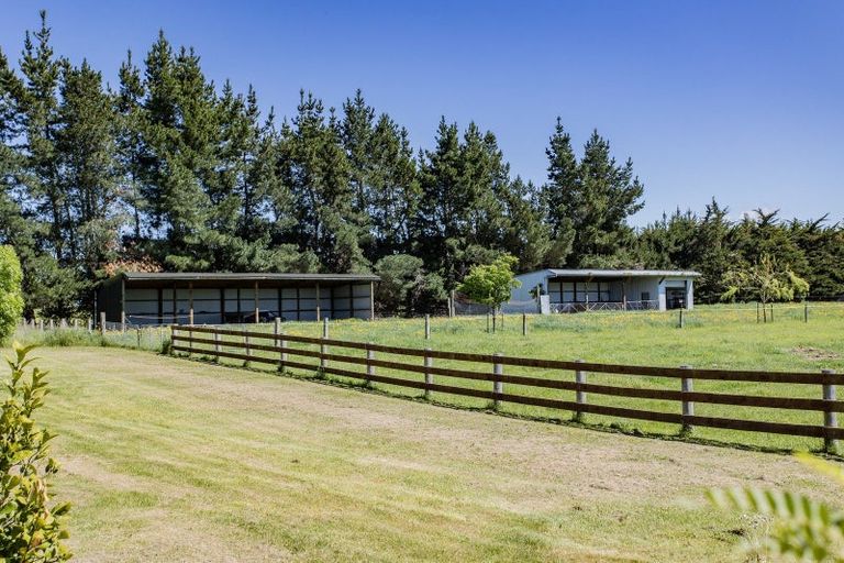 Photo of property in 53 Swamp Road, Loburn, Rangiora, 7472