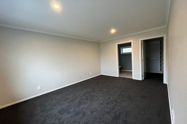 Photo of property in 14 Takapo Grove, Kelson, Lower Hutt, 5010