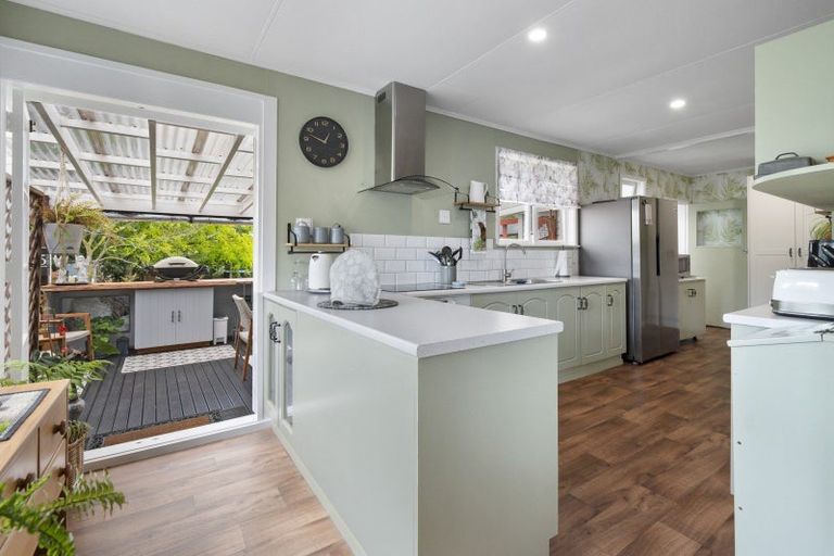 Photo of property in 15 Seddon Street, Feilding, 4702