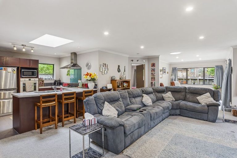 Photo of property in 37 Ashleigh Way, Waikanae Beach, Waikanae, 5036