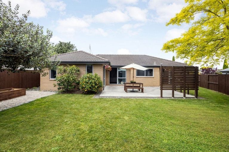 Photo of property in 18 Brancaster Place, Cambridge, 3434