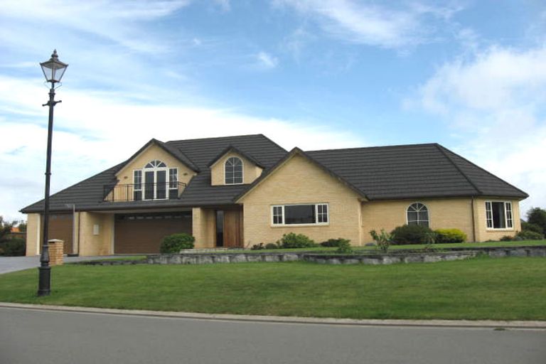 Photo of property in 9 Stonebridge Way, Prebbleton, 7604