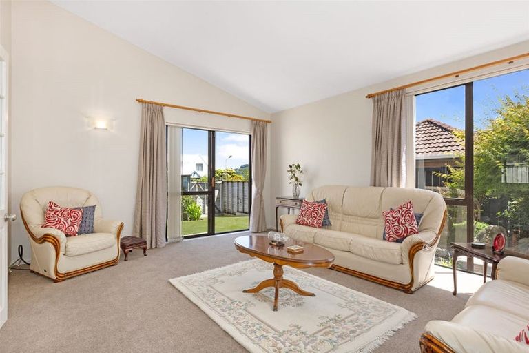 Photo of property in 49 James Cook Drive, Whitby, Porirua, 5024