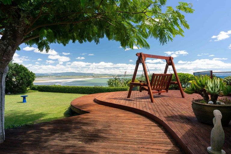 Photo of property in 94 Town Point Road, Maketu, Te Puke, 3189