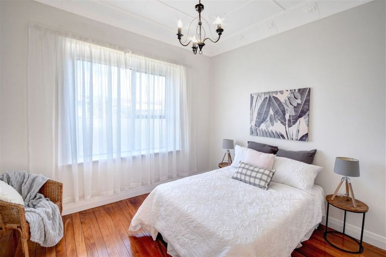 Photo of property in 75 Bay View Road, South Dunedin, Dunedin, 9012