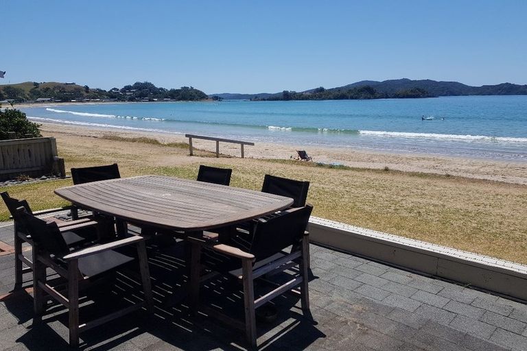 Photo of property in 25b Te Kapua Street, Oakura, Hikurangi, 0184