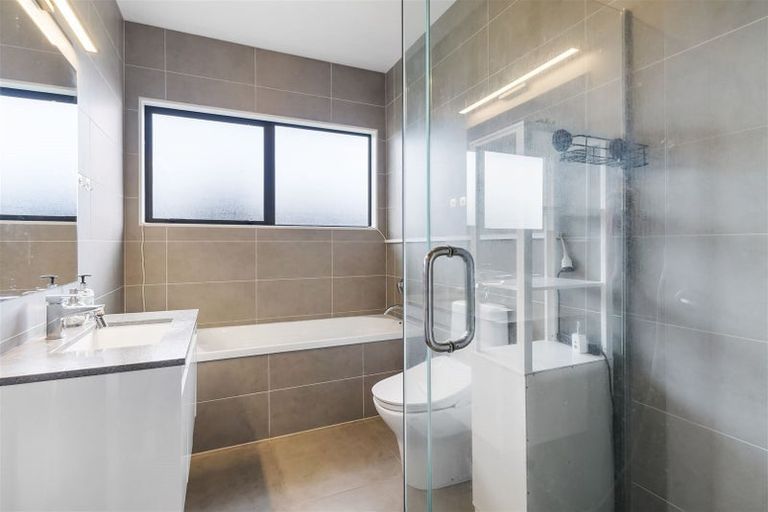 Photo of property in 719 Redoubt Road, Flat Bush, Auckland, 2019