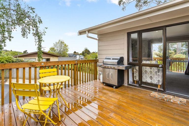 Photo of property in 4 Metcalfe Road, Ranui, Auckland, 0612