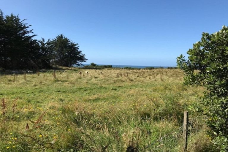 Photo of property in 110 Taieri Mouth Road, Kuri Bush, Brighton, 9091