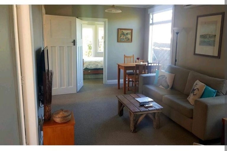 Photo of property in 6 Beach Road, Titahi Bay, Porirua, 5022