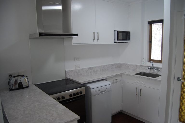 Photo of property in 6/17 Wrights Hill Road, Karori, Wellington, 6012