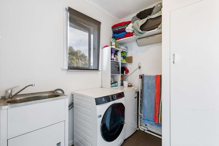 Photo of property in 10 Shirley Avenue, Papakura, 2110