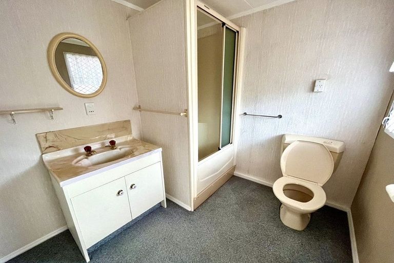 Photo of property in 56 Richards Avenue, Forrest Hill, Auckland, 0620