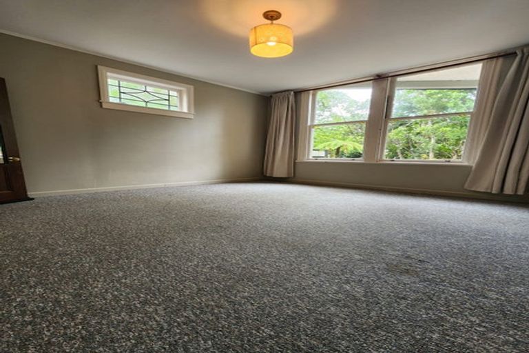 Photo of property in 140 Glenmore Street, Northland, Wellington, 6012