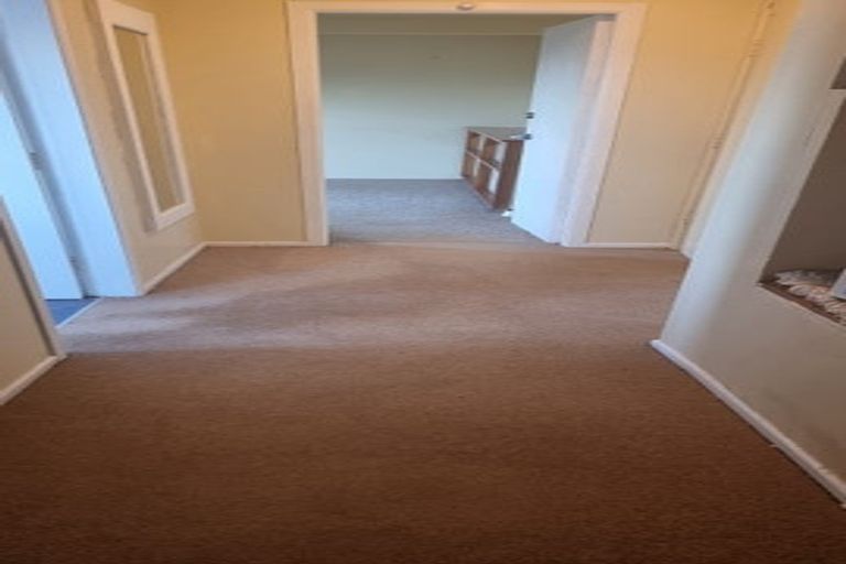 Photo of property in 54 Highbury Road, Highbury, Wellington, 6012