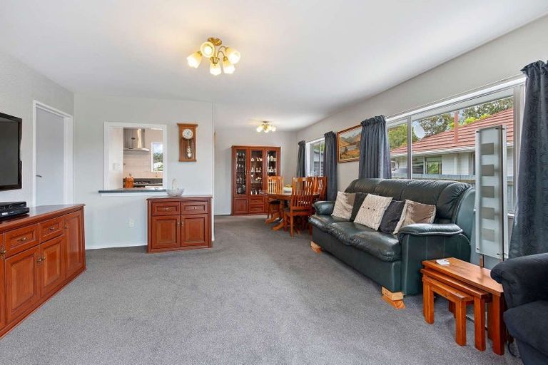 Photo of property in 2/12 Kawau Crescent, Bromley, Christchurch, 8062