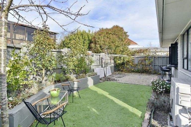 Photo of property in 2/144 Main North Road, Papanui, Christchurch, 8052