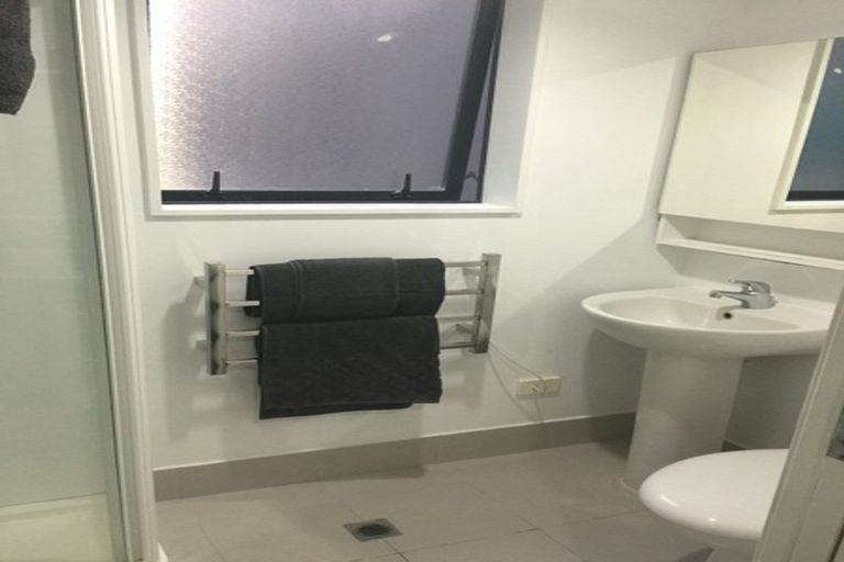 Photo of property in The Crescent Apartments, 202/36 Eden Crescent, Auckland Central, Auckland, 1010