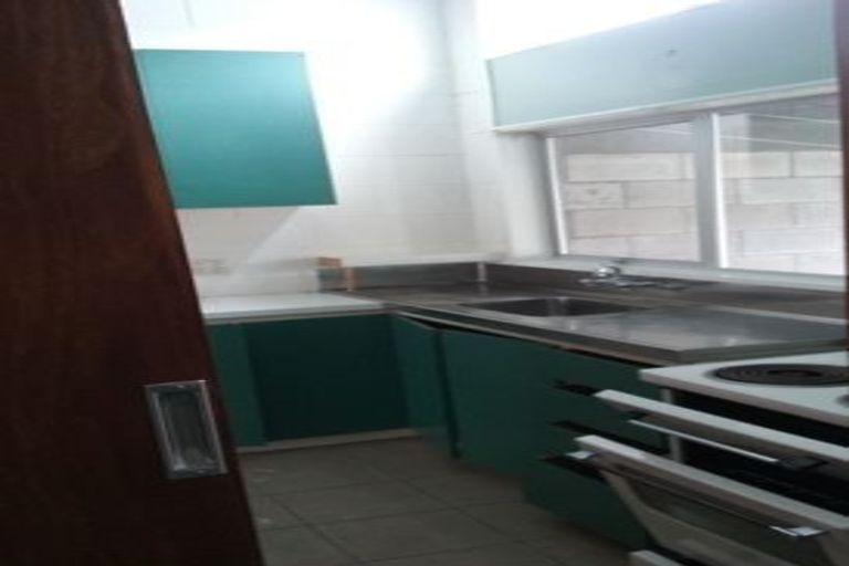 Photo of property in 18 Papakowhai Court, West End, Palmerston North, 4412