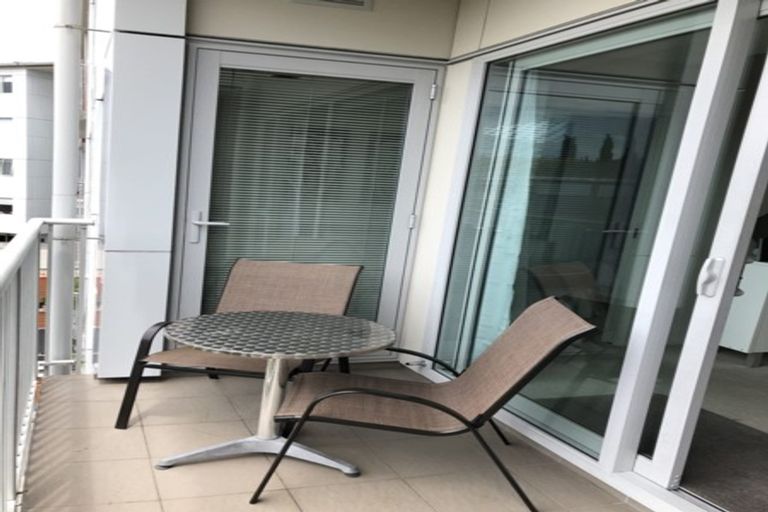 Photo of property in Shoal Haven Apartments, 112a/130 Anzac Street, Takapuna, Auckland, 0622