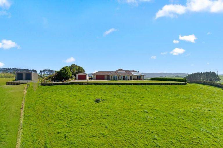 Photo of property in 107 Fuller Road, South Head, Helensville, 0874
