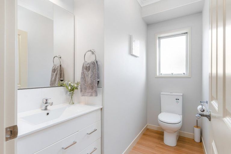 Photo of property in 35 Masefield Terrace, Kelvin Grove, Palmerston North, 4414