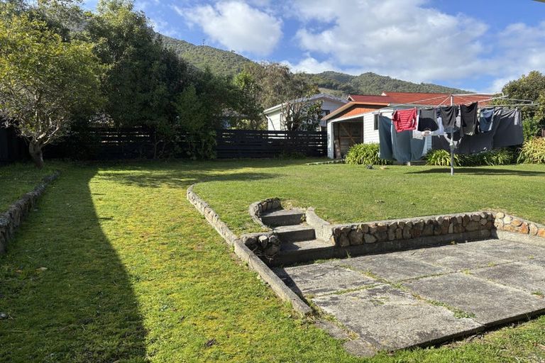 Photo of property in 45 Huia Street, Waikanae, 5036