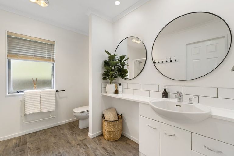 Photo of property in 28 Tuscany Place, Ohauiti, Tauranga, 3112