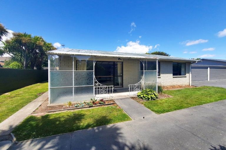 Photo of property in 1/15 Highsted Road, Bishopdale, Christchurch, 8053