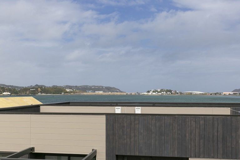 Photo of property in Marrakech Cafe, 88/305 Evans Bay Parade, Hataitai, Wellington, 6021